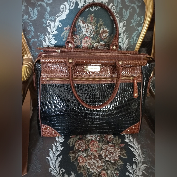 SAMANTHA Brown Travel Bag Purse Tote Croc Embossed - Picture 1 of 5
